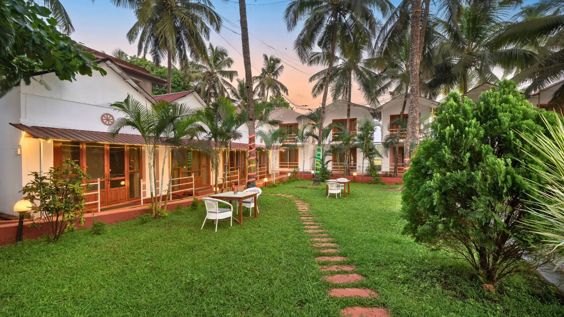 La Blanca Resort, Goa
